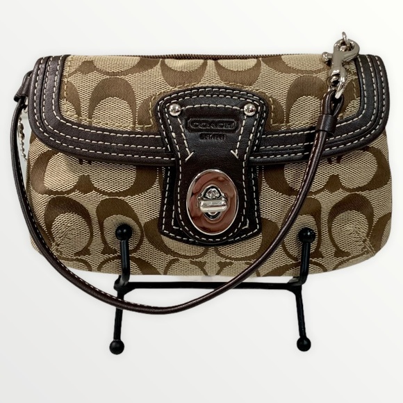 Coach Handbags - COACH (M)Signature Jacquard Snap-lock Wristlet 5x7